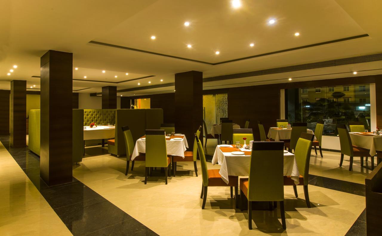Hotel Atharva Ujjain Εξωτερικό φωτογραφία