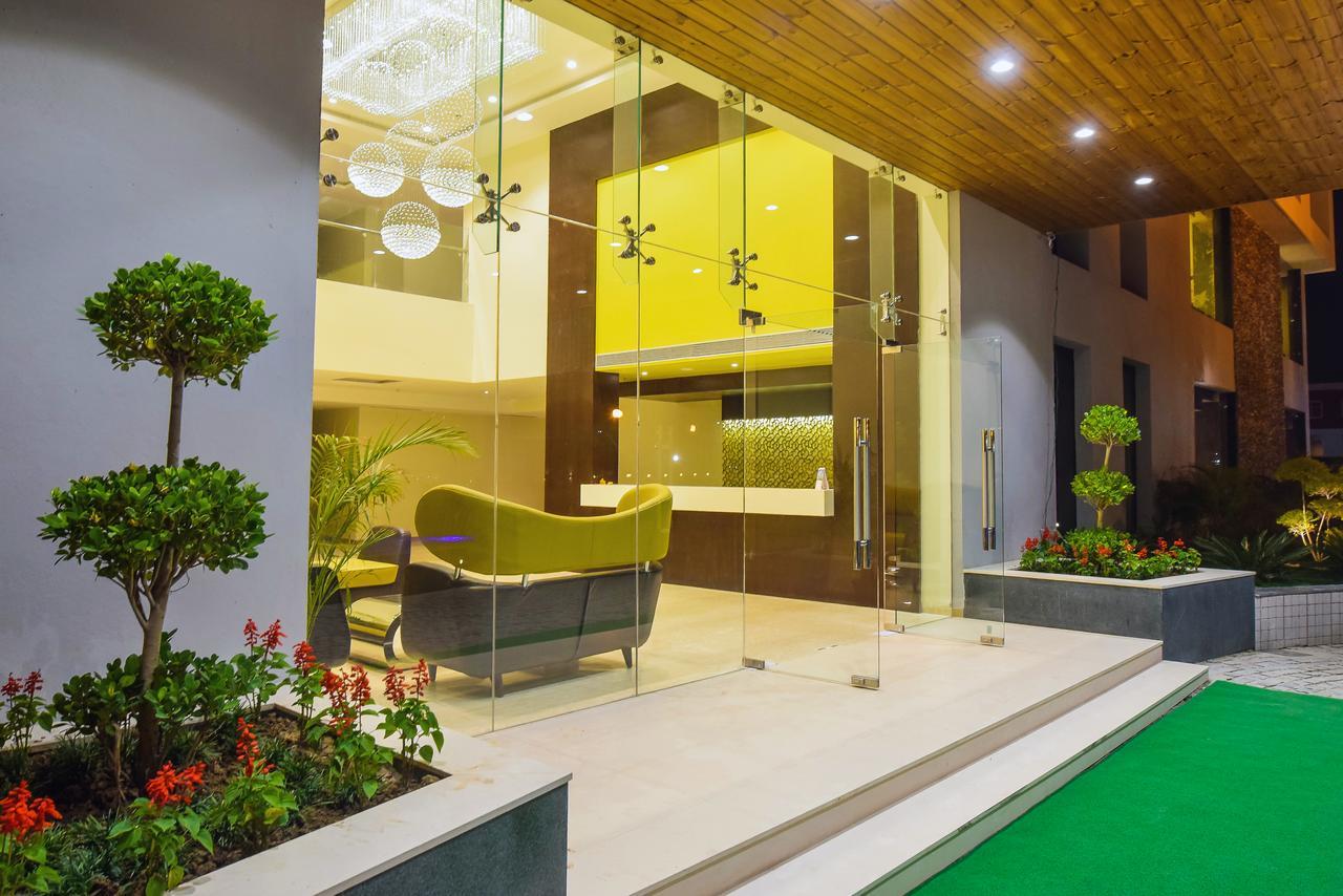 Hotel Atharva Ujjain Εξωτερικό φωτογραφία